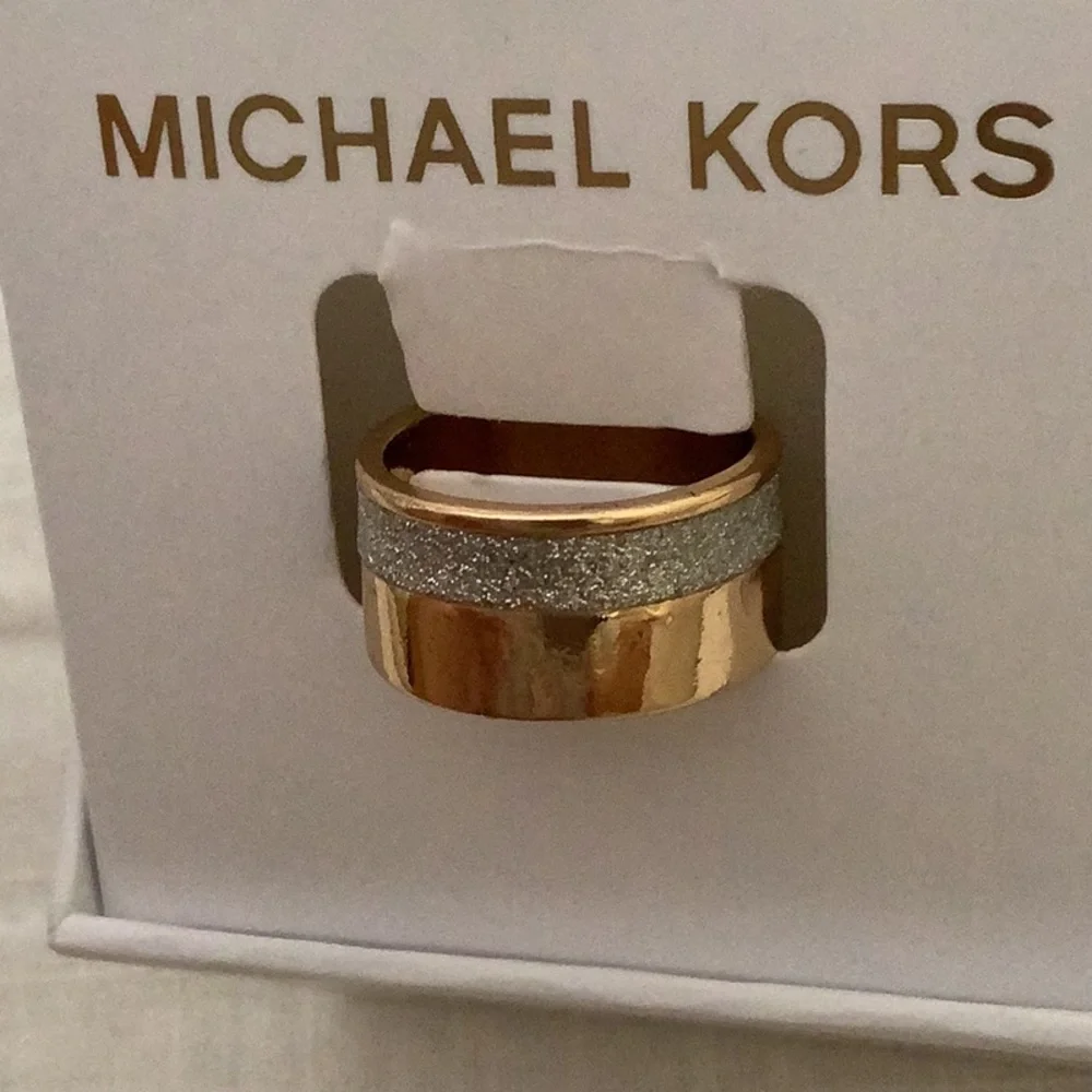 MK Brass Ring 💖 - Picture 6 of 6